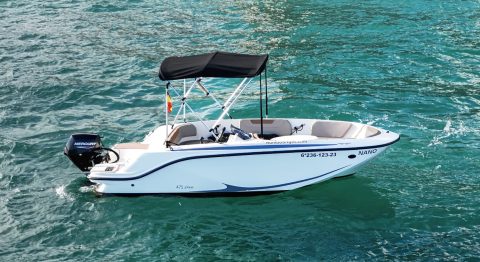26 Foto NANO 20240617190555 0631 D scaled e1719136076584 barco sin licencia sitges,barco menut sin licencia,alquiler barco sin licencia sitges,barco bimba rumbositges,barco bimba sitges
