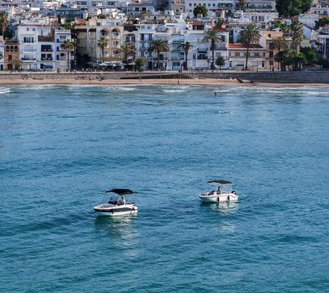 barcos sin licencia alquiler sitges
