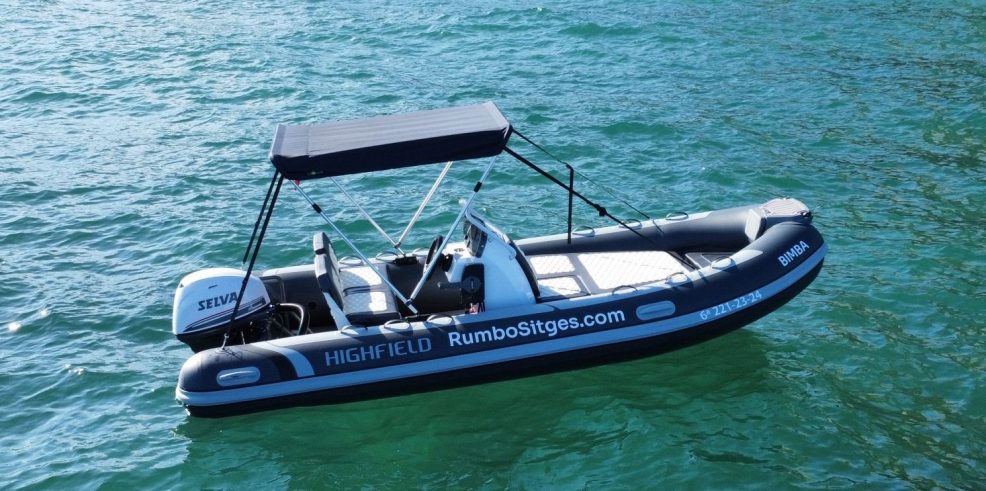 Bimba principal scaled e1720203875801 Lloguer embarcació sense llicència Sitges