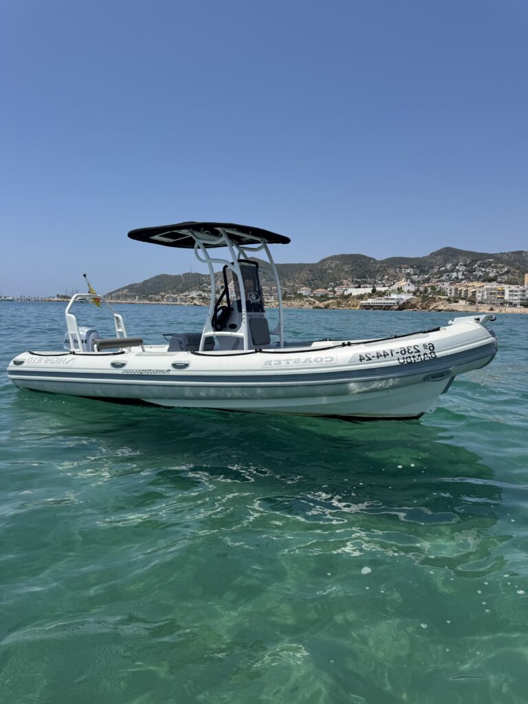 Barco bambu rumbositges